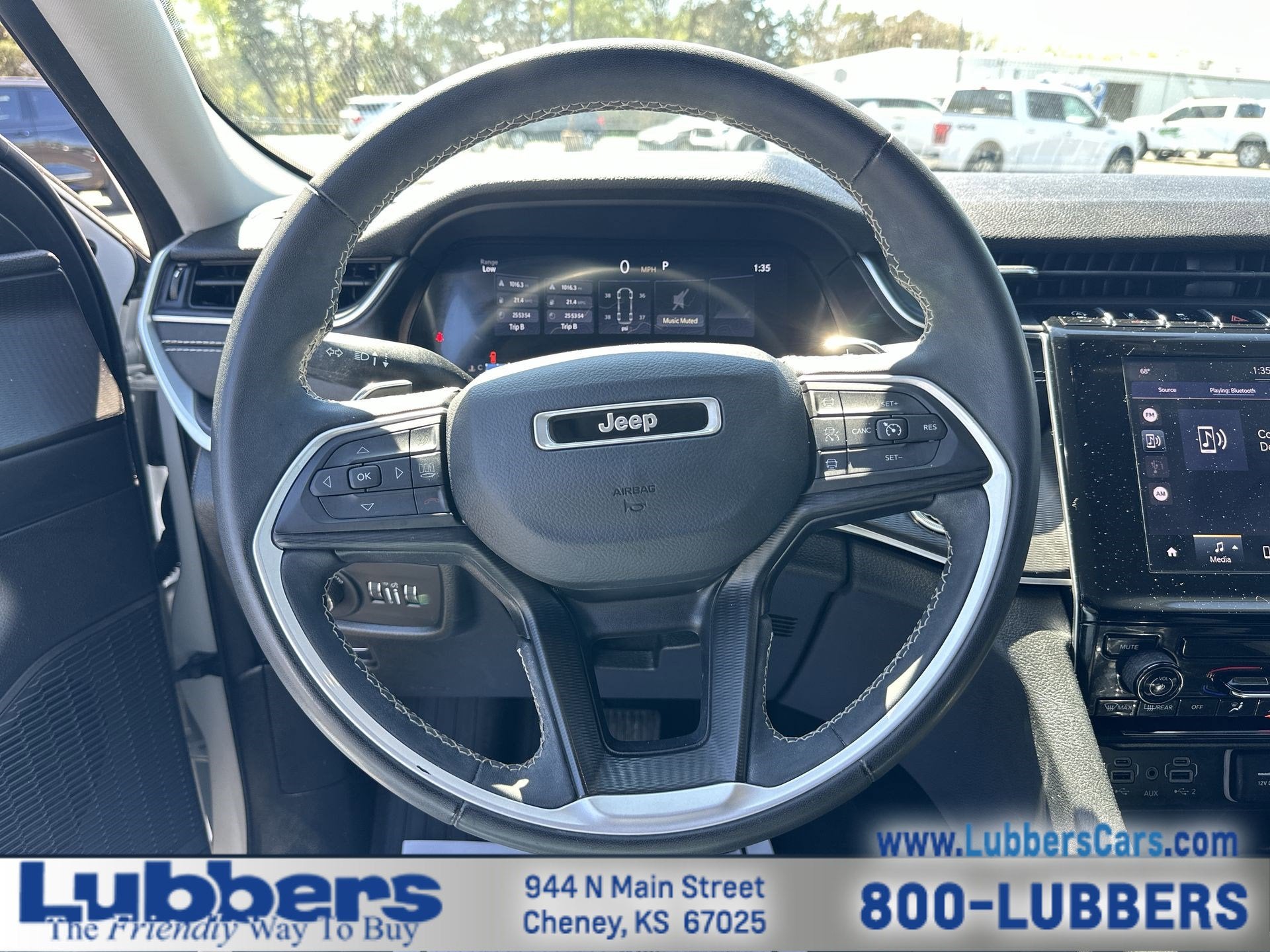 2023 Jeep Grand Cherokee L Laredo