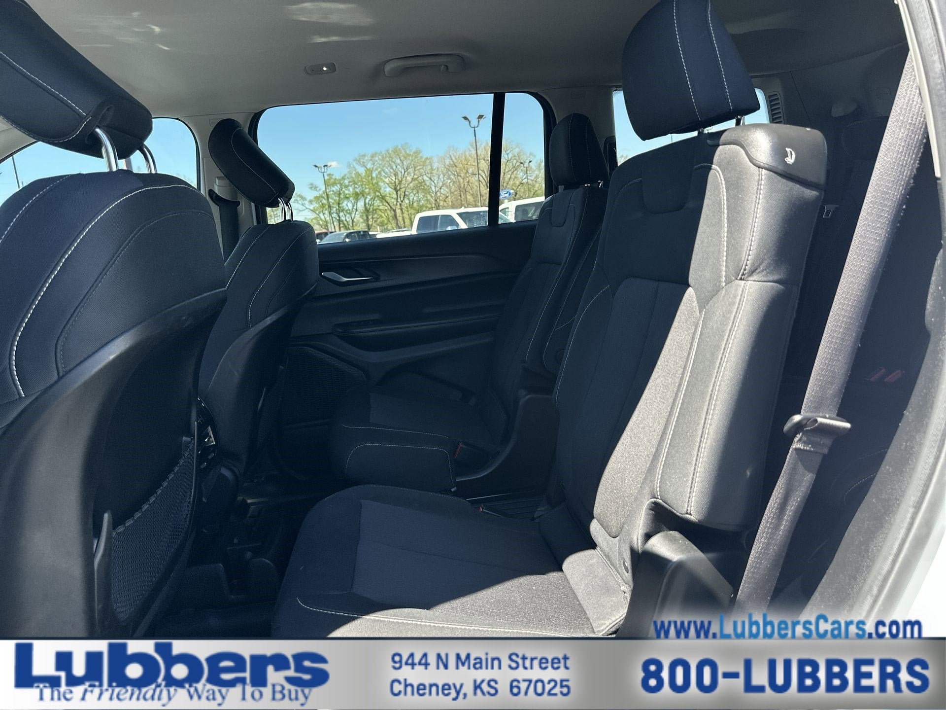 2023 Jeep Grand Cherokee L Laredo