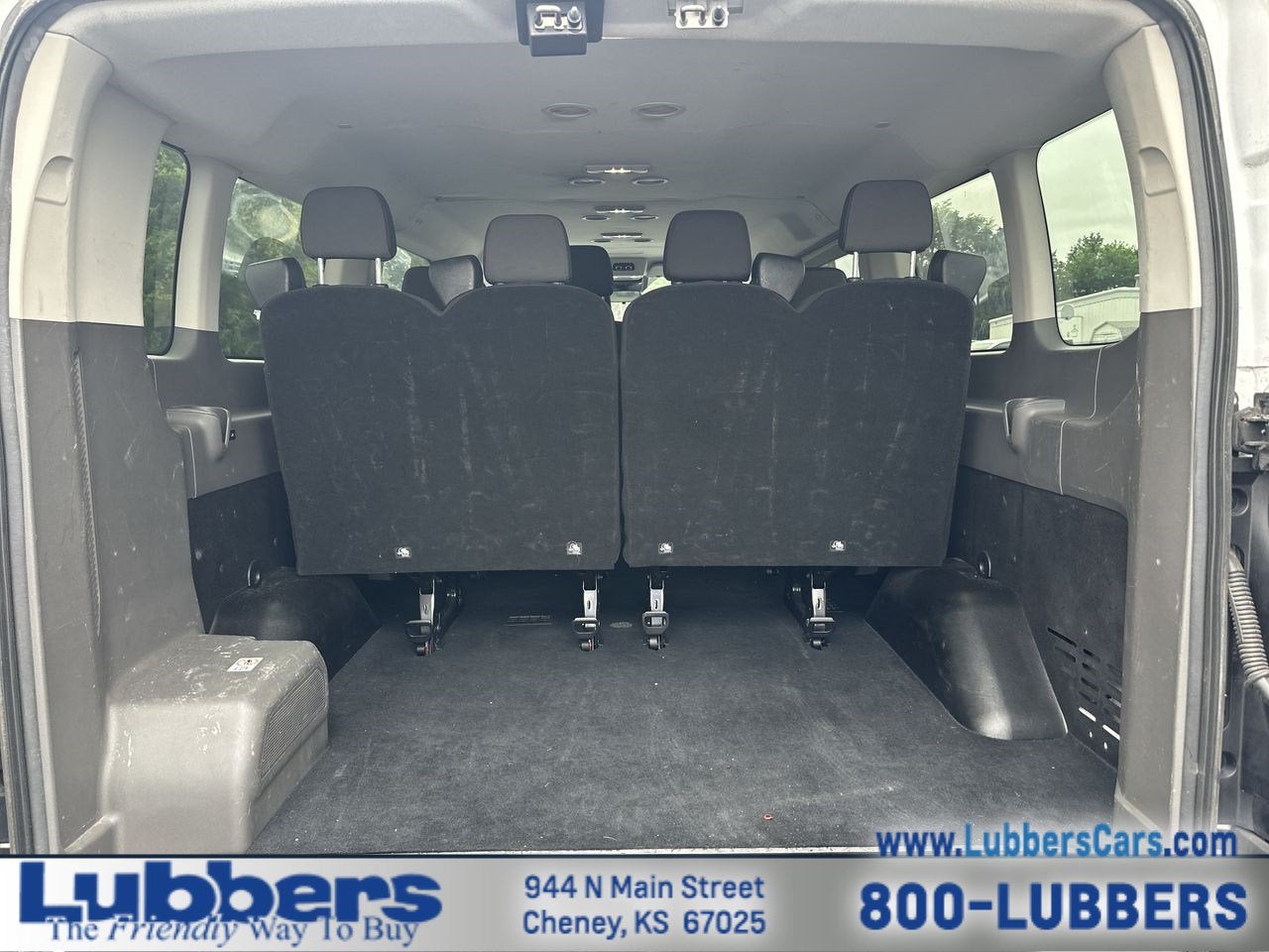 2023 Ford Transit Passenger Wagon XLT