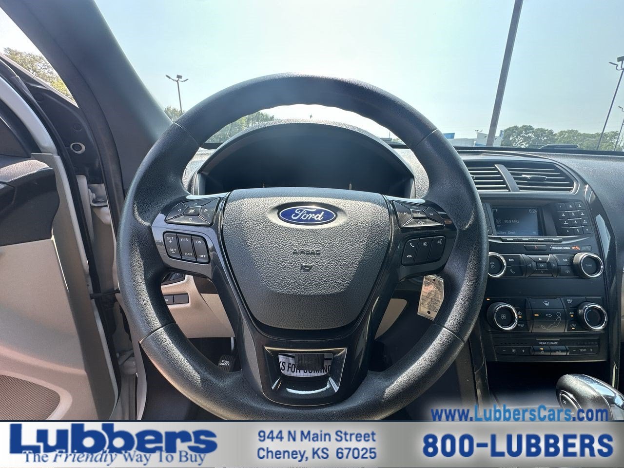 2018 Ford Explorer Base