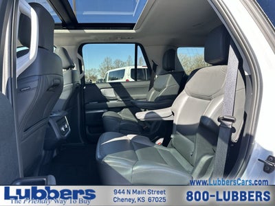 2025 Ford Expedition Active