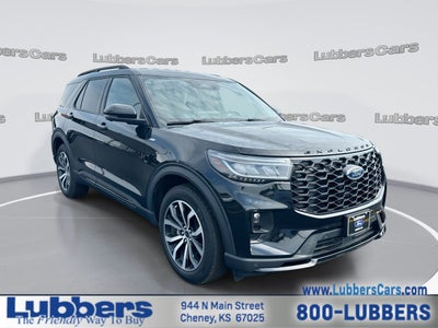 2025 Ford Explorer ST-Line