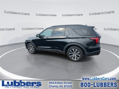 2025 Ford Explorer ST-Line