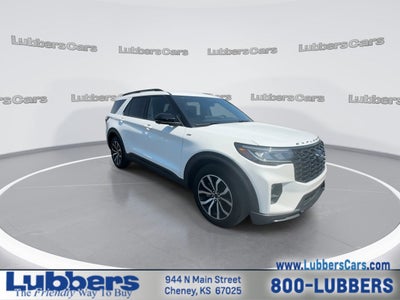 2025 Ford Explorer ST-Line