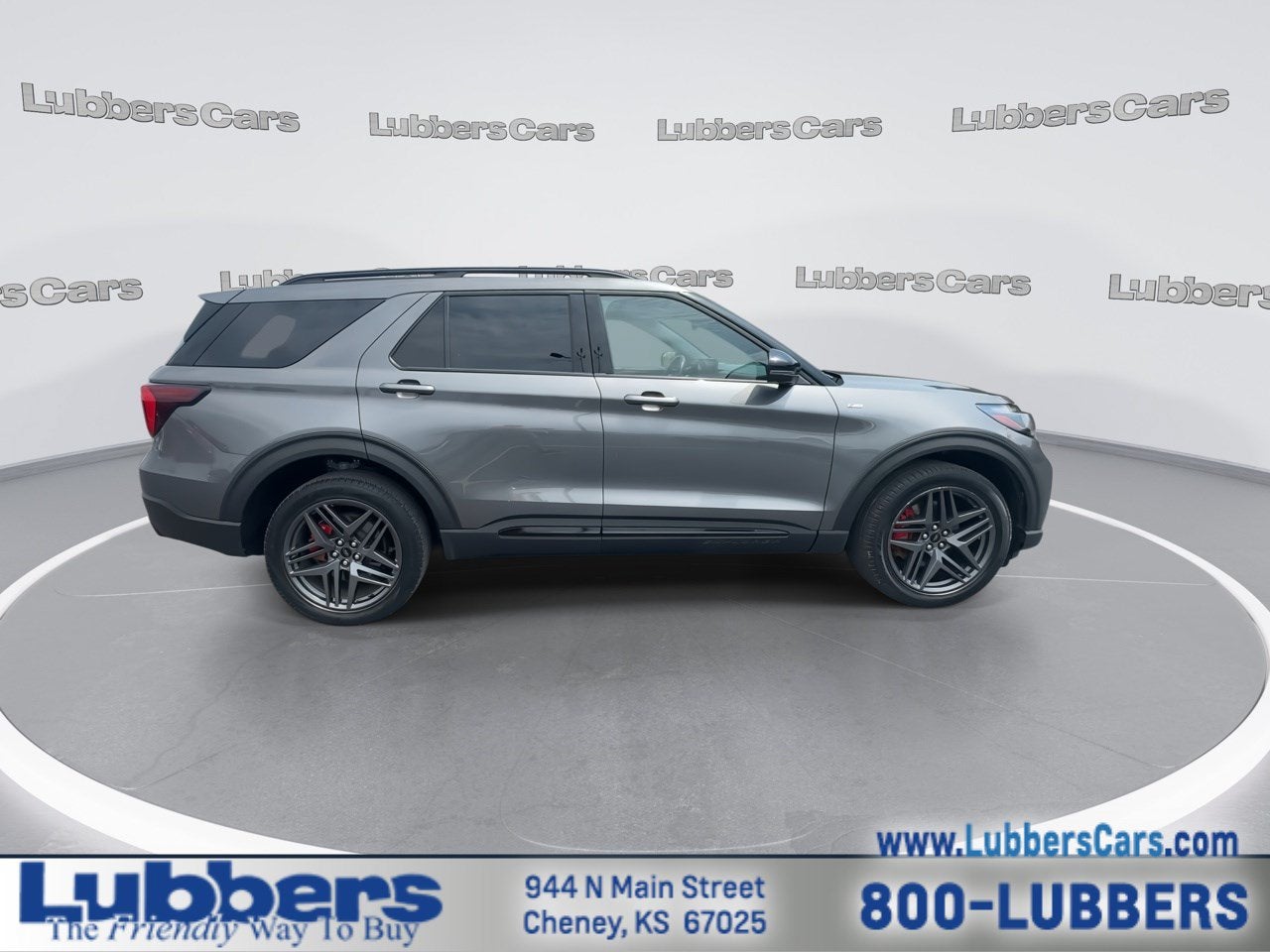 2025 Ford Explorer ST-Line