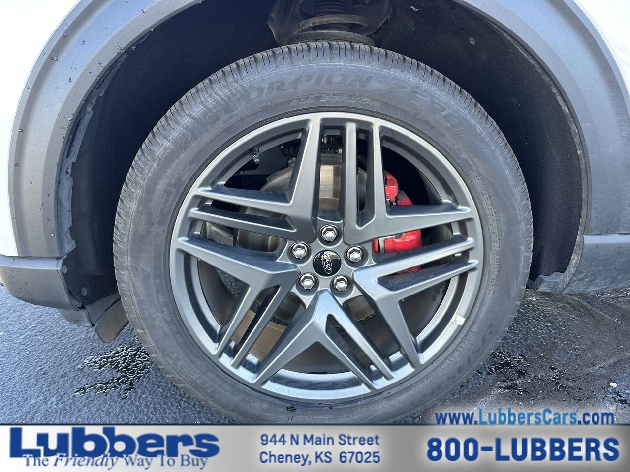 2025 Ford Explorer ST-Line