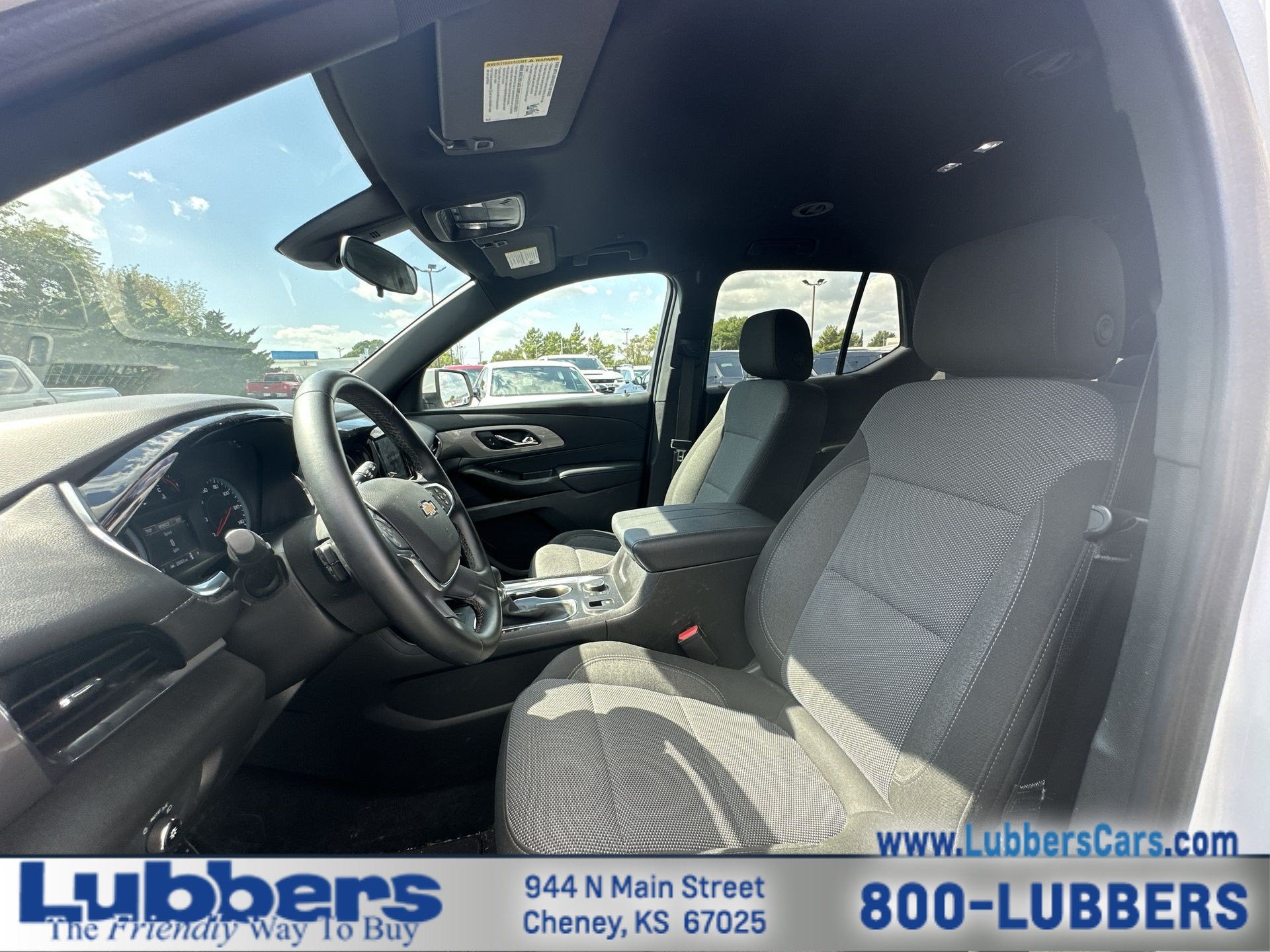 2023 Chevrolet Traverse LT Cloth