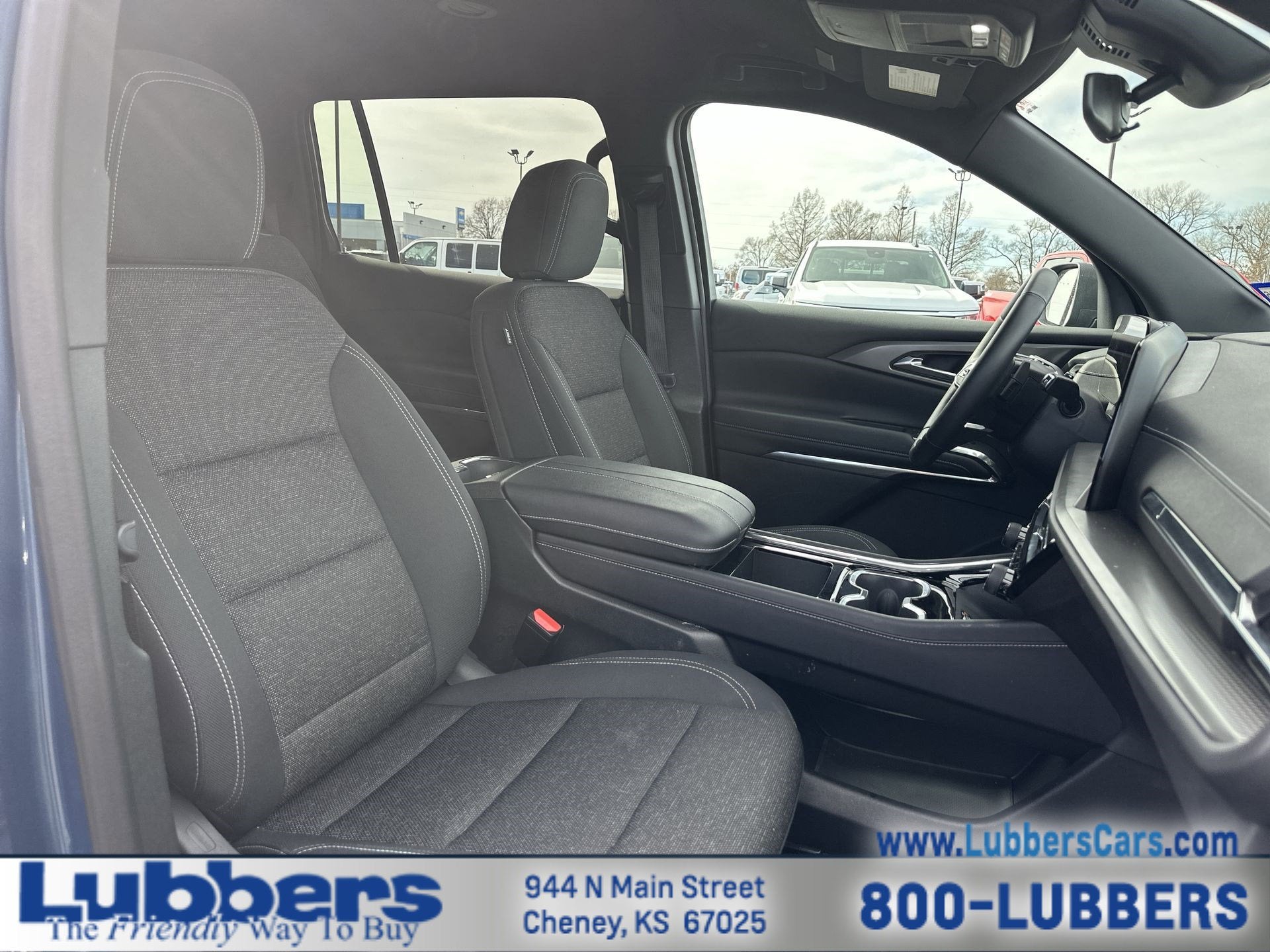 2025 Chevrolet Traverse FWD LT