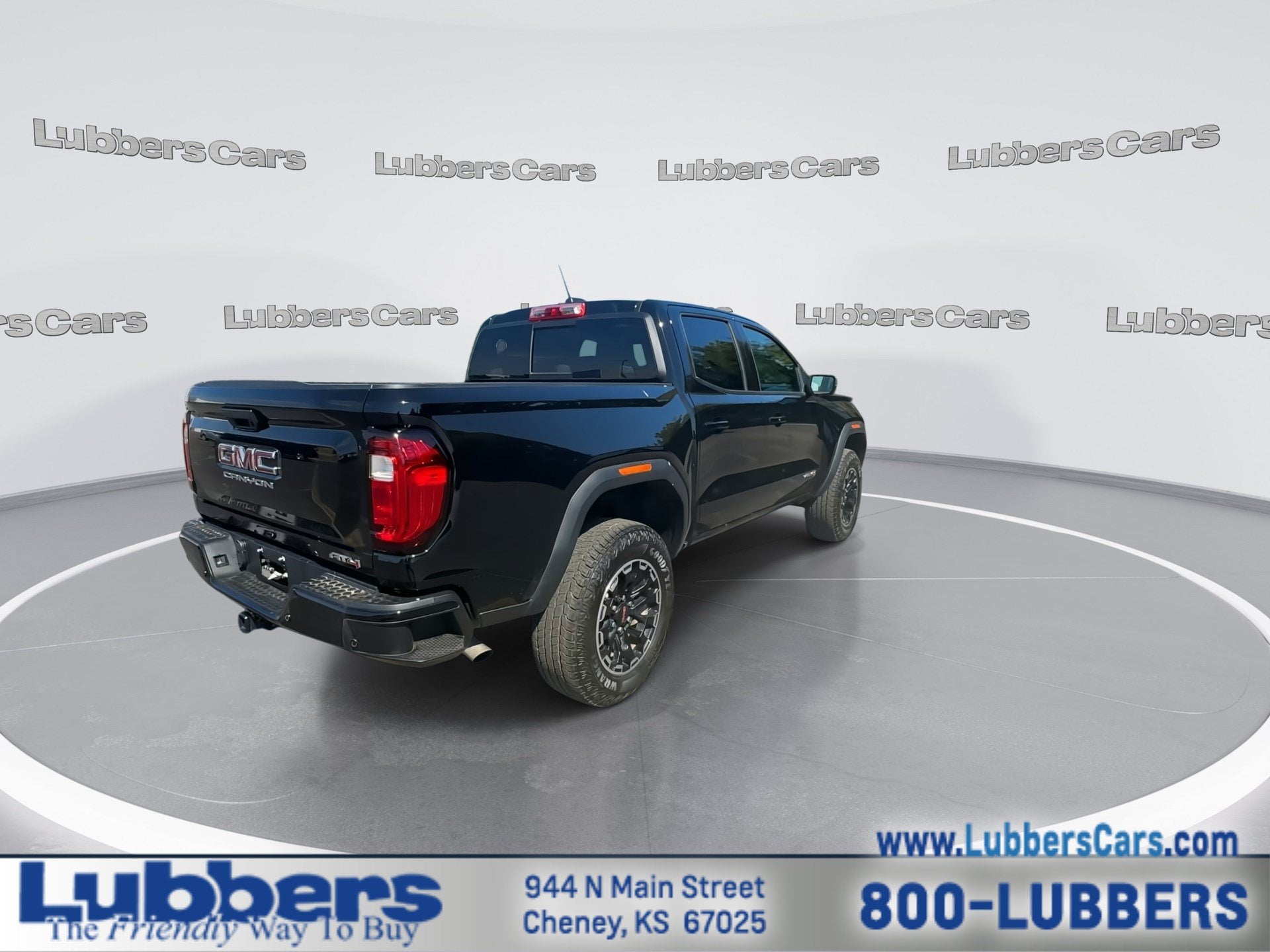 2026 GMC Canyon AT4 - Photo 8