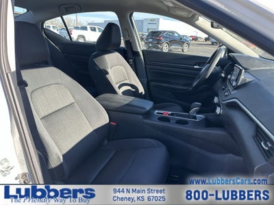 2022 Nissan Altima 2.5 S