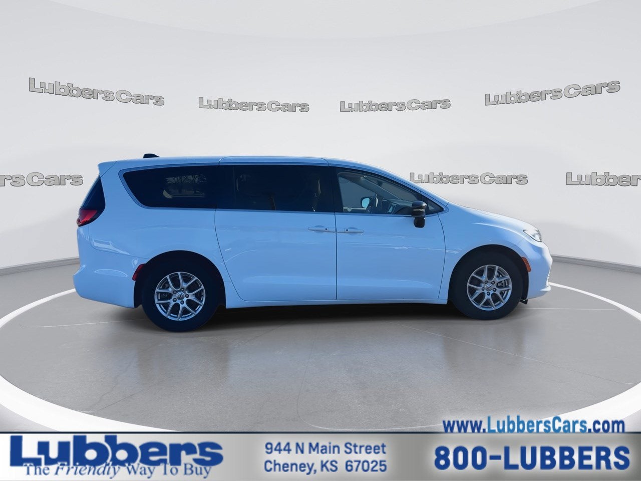 2024 Chrysler Pacifica Touring L