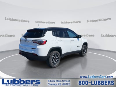 2025 Jeep Compass Trailhawk