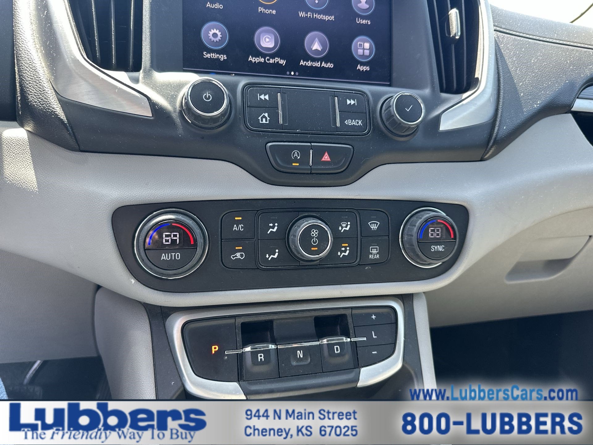 2022 GMC Terrain SLT