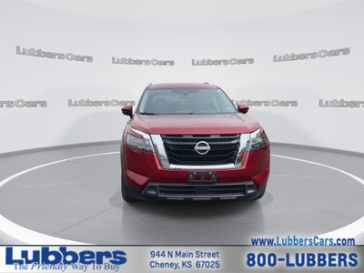 2025 Nissan Pathfinder SV