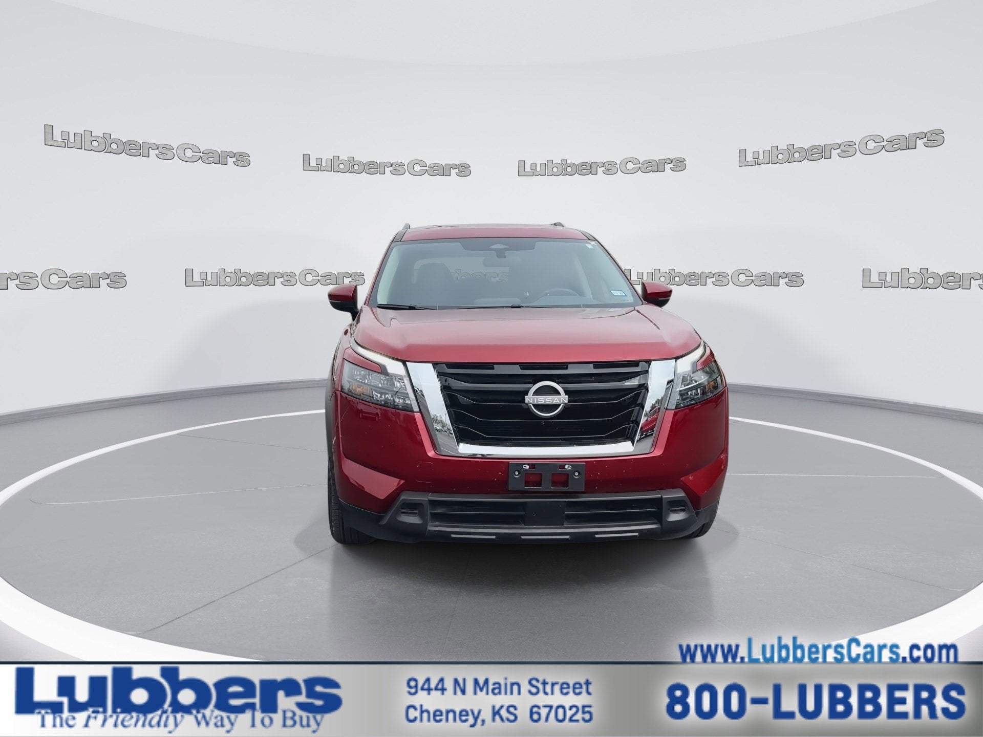 2025 Nissan Pathfinder SV