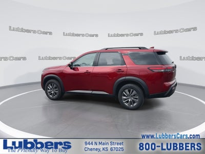 2025 Nissan Pathfinder SV
