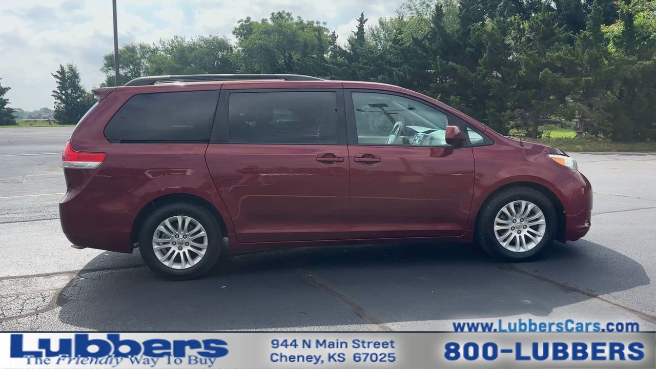 2013 Toyota Sienna Base
