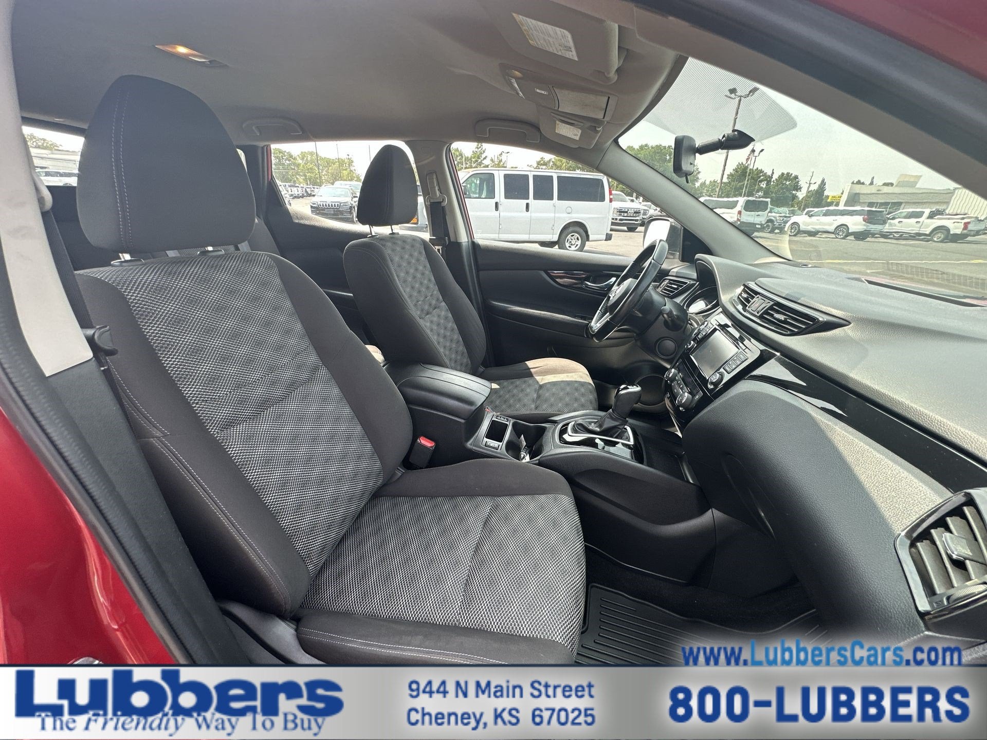 2017 Nissan Rogue Sport SV