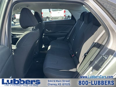 2024 Hyundai Elantra SE