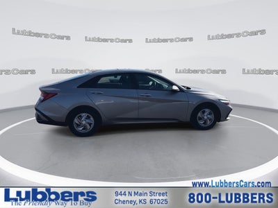 2024 Hyundai Elantra SE