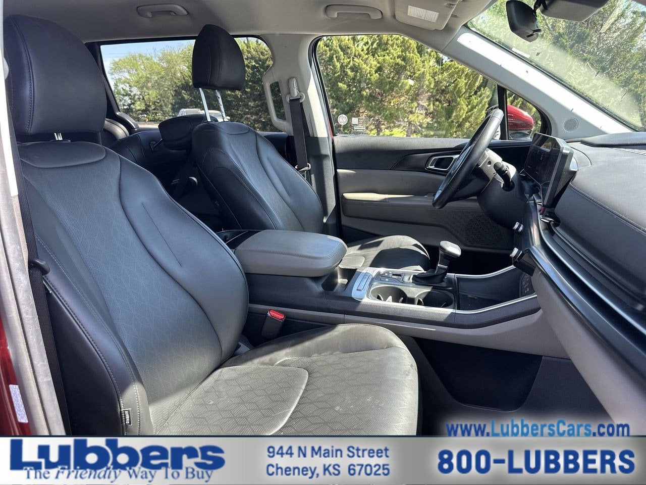 2025 Kia Carnival LXS