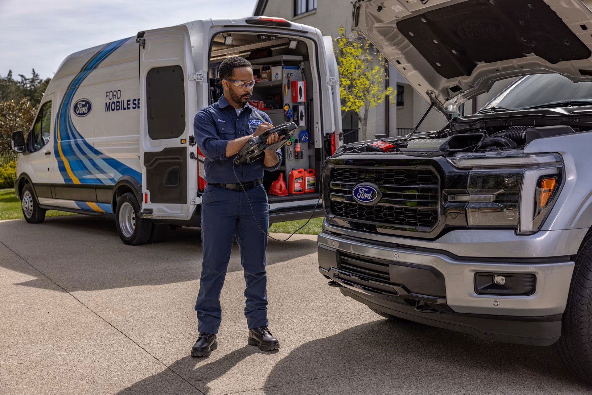 Ford service technician mobile delivery